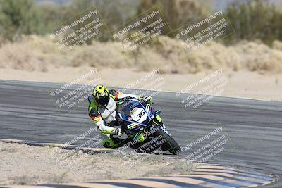 media/Dec-07-2025-CVMA (Sun) [[3e7d2de5dc]]/Race 6-The Shootout/